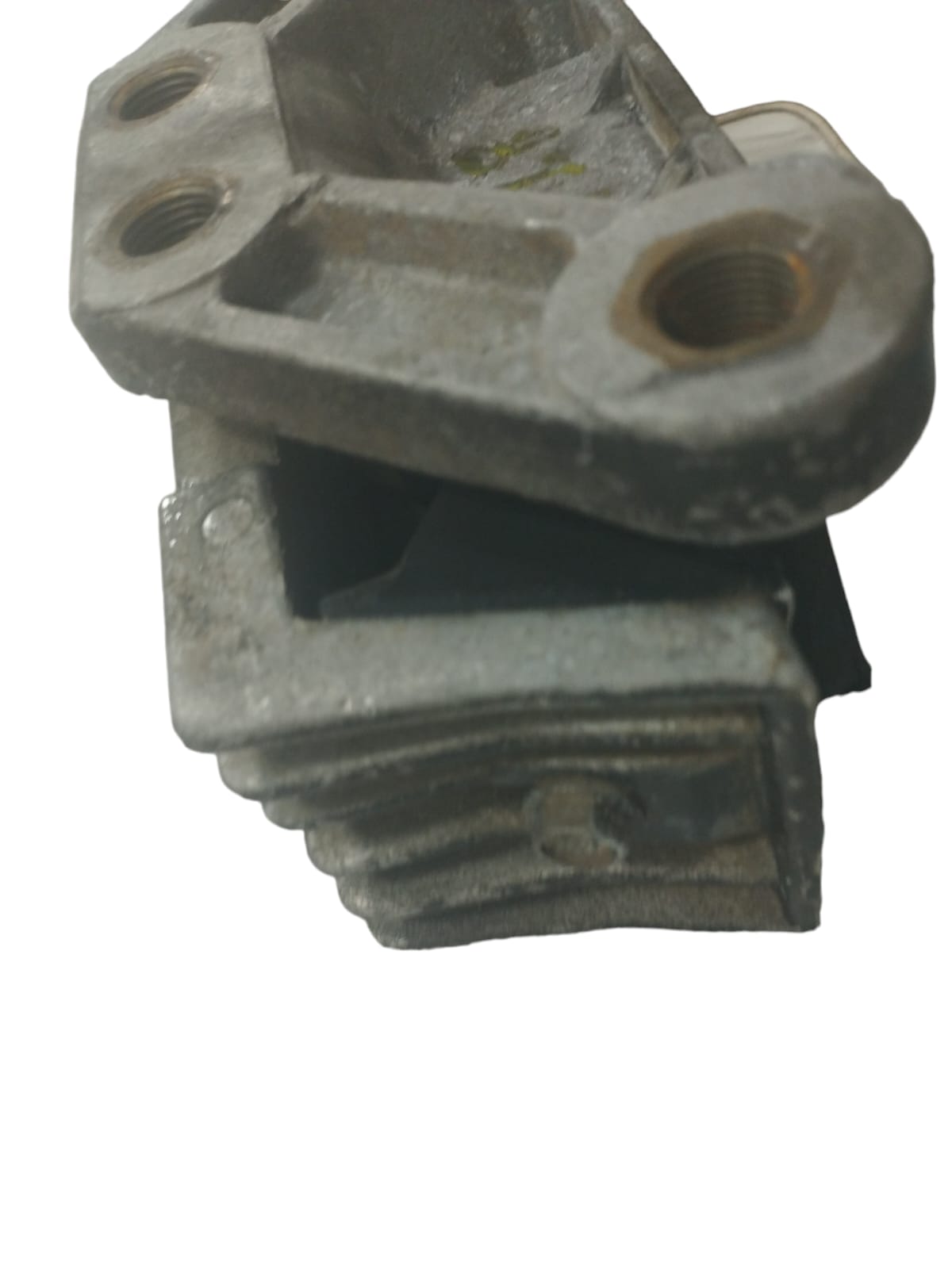 COXIM INFERIOR CAMBIO TRASEIRO 3 FUROS